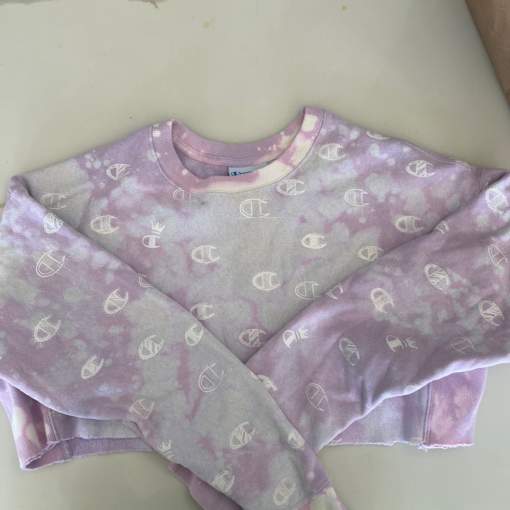 Cropped Champion Tie Dyed sweatshirt